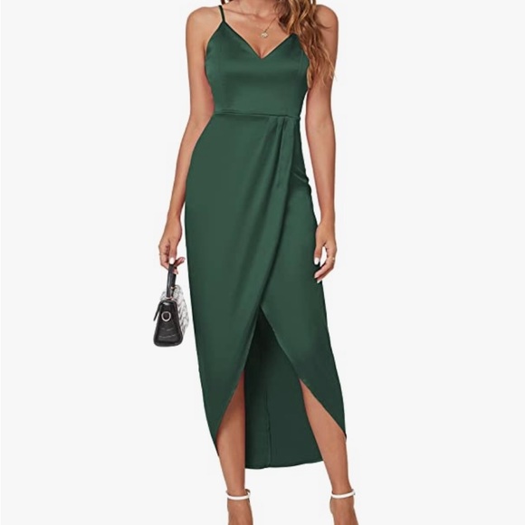 Dresses & Skirts - V Neck Backless Maxi Dress